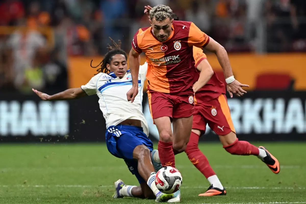 Galatasaray, Strasbourg'u 3 golle geçti