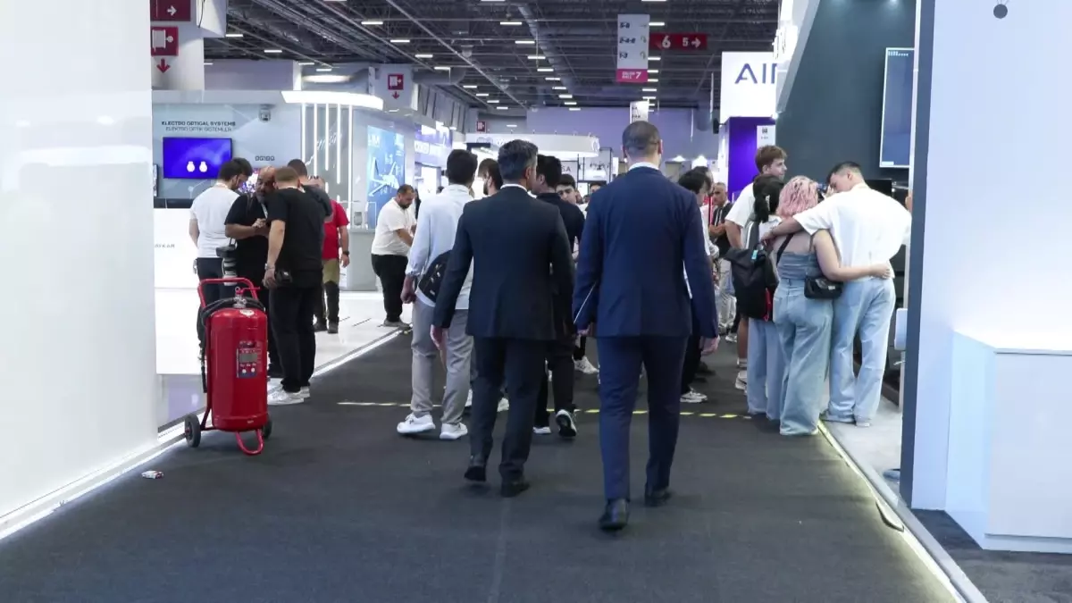 IDEF 2025 Savunma Sanayii Fuarı Ziyaretçilere Açıldı