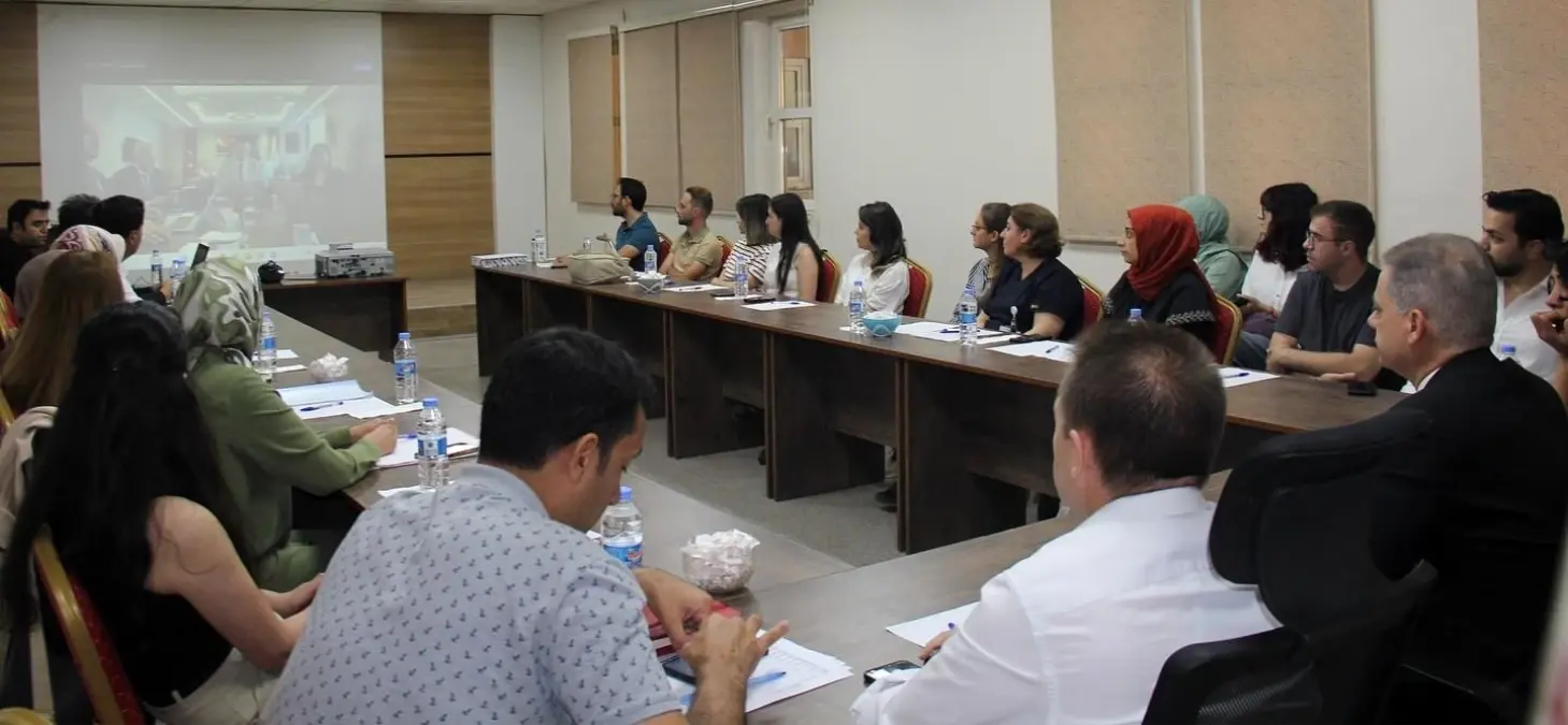 Erzincan'da Kamu Hastaneleri Değerlendirme Toplantısı Gerçekleştirildi