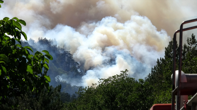 The forest fire in Karabük intensified on the 4th day! Villages are being evacuated one by one