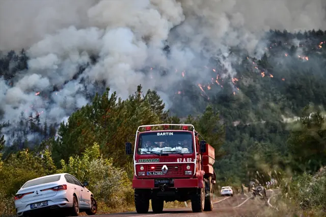 The forest fire in Karabük intensified on the 4th day! Villages are being evacuated one by one
