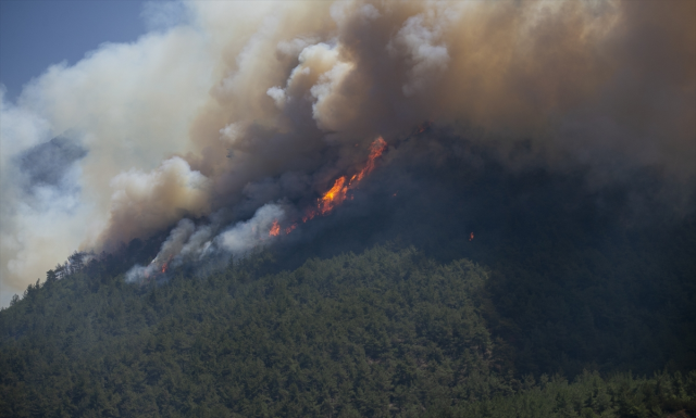 The forest fire in Karabük intensified on the 4th day! Villages are being evacuated one by one