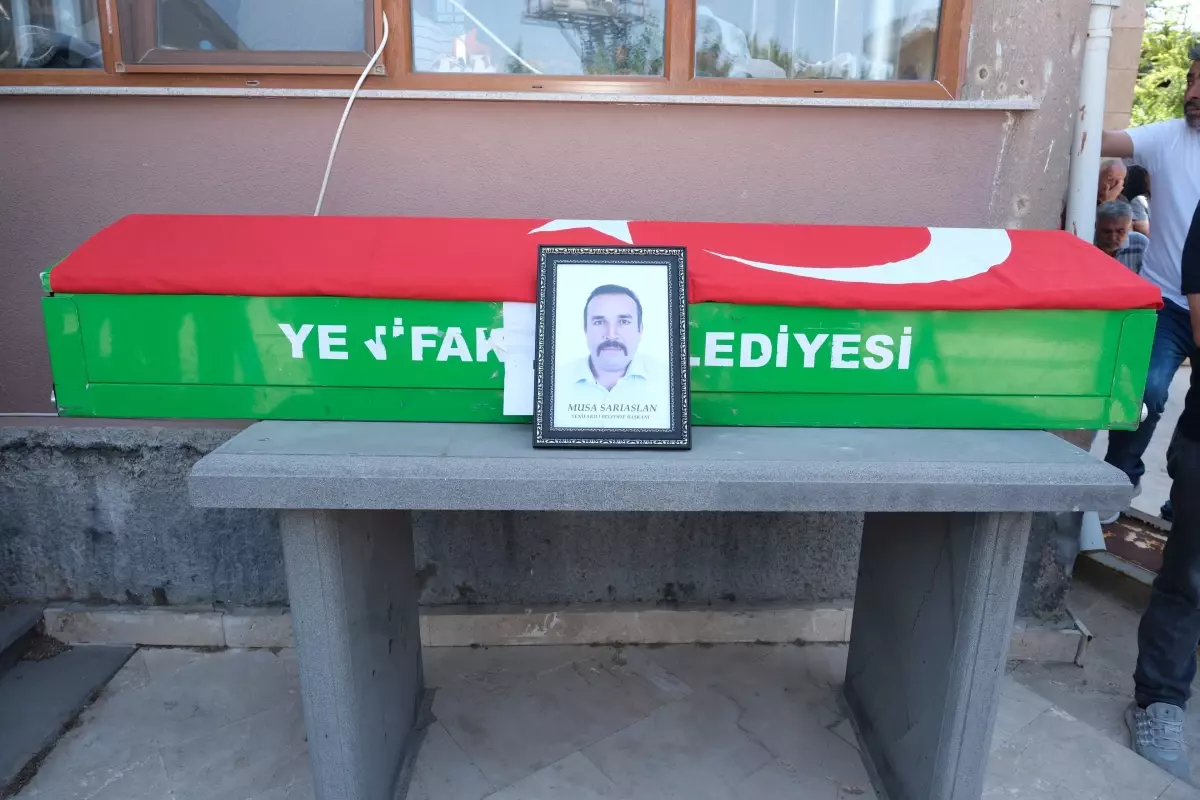 Yozgat'ta Trafik Kazasında Hayatını Kaybeden Belediye Başkanı Musa Sarıaslan Uğurlandı