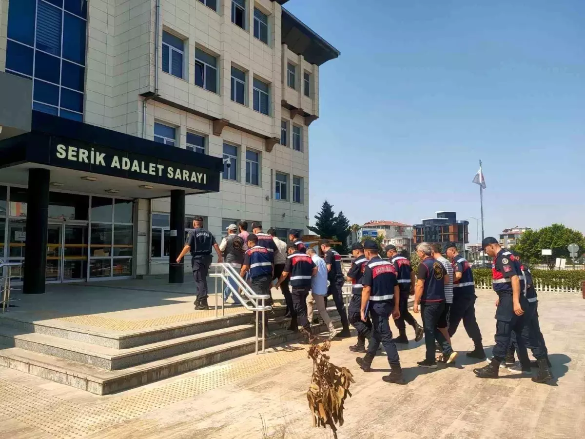 Antalya'da 7 Suçlu JASAT Operasyonu ile Yakalandı