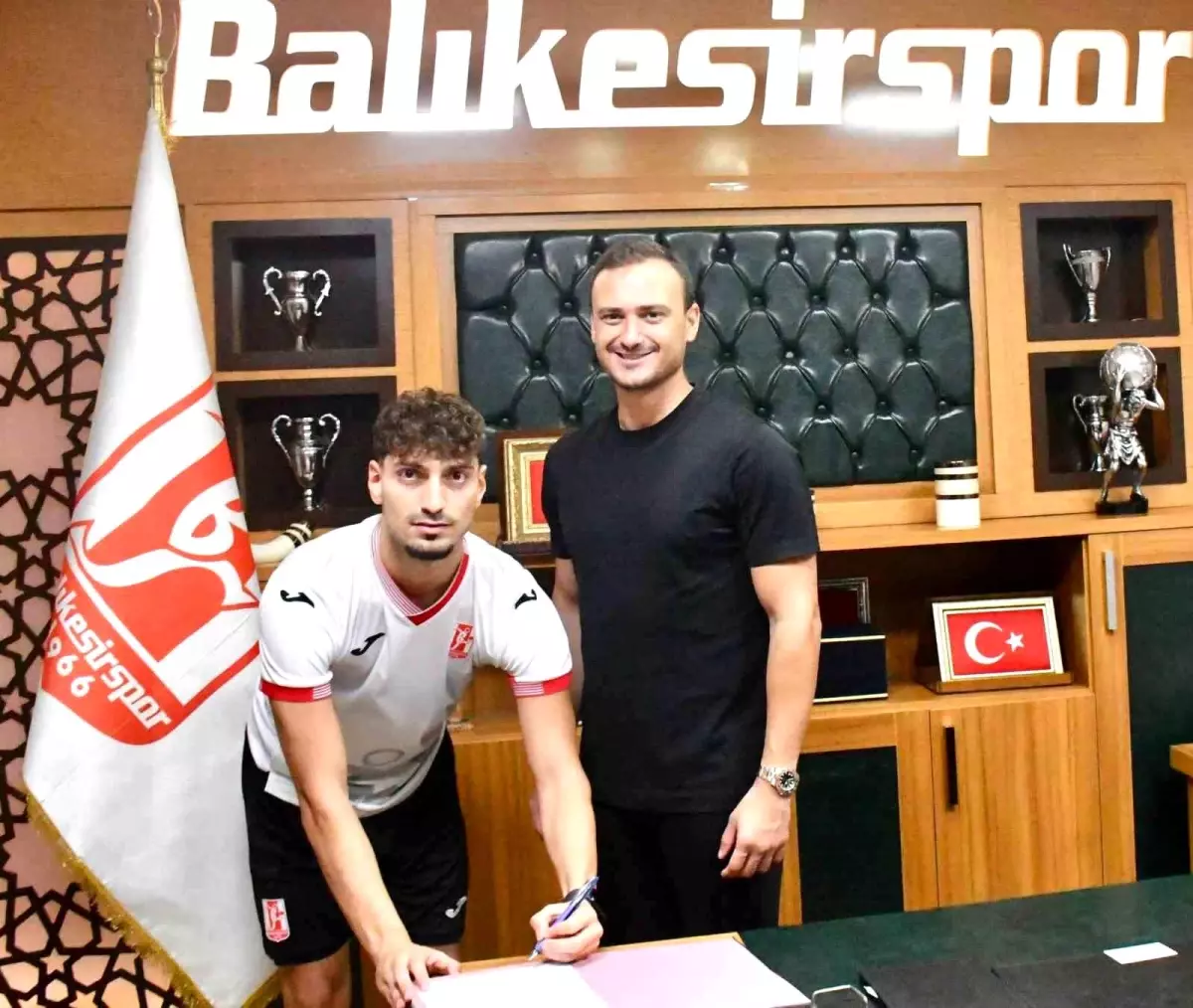 Balıkesirspor, Karaman FK'dan Stoper Mehmet Bağcı'yı Transfer Etti