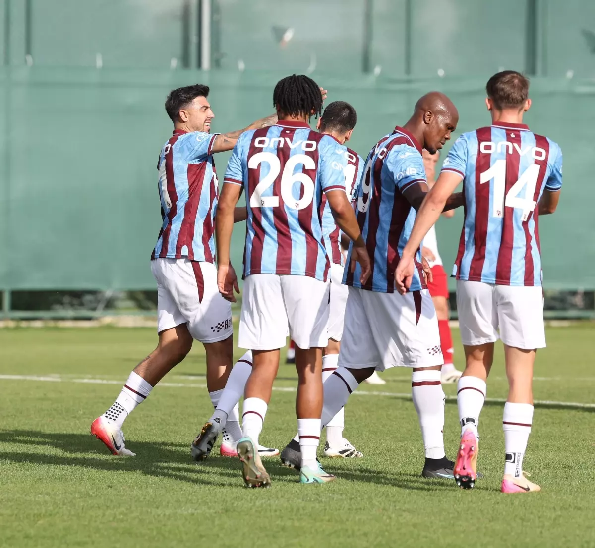 Trabzonspor, Ümraniyespor'u 3-1 ile Geçti