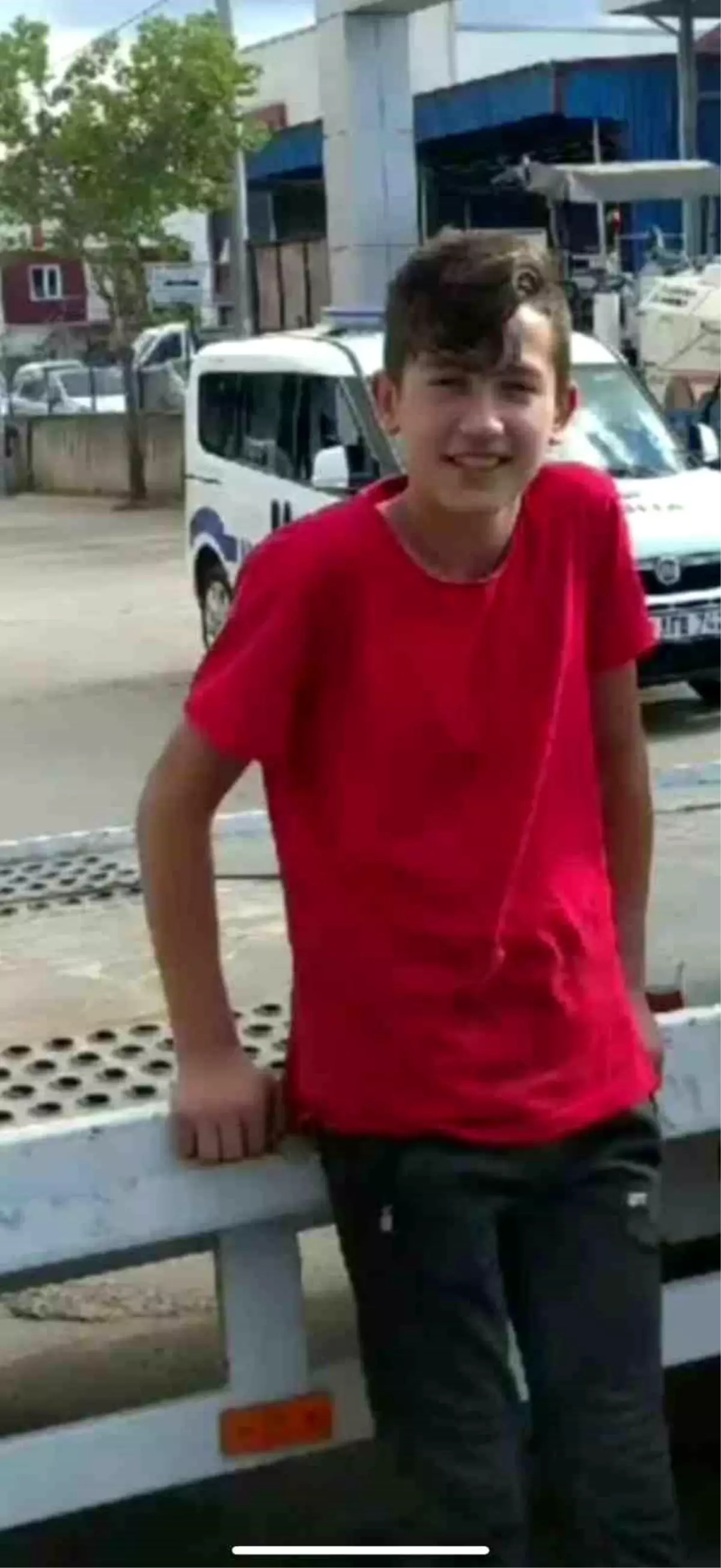 Kocaeli'de 21 Yaşındaki Genç Bıçaklanarak Öldürüldü