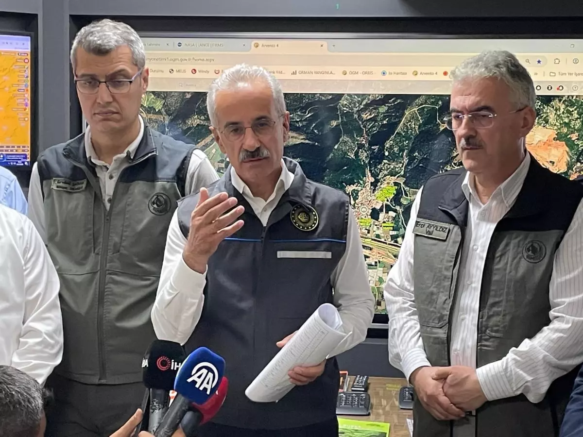 Bursa'da Orman Yangınlarına Müdahale Devam Ediyor