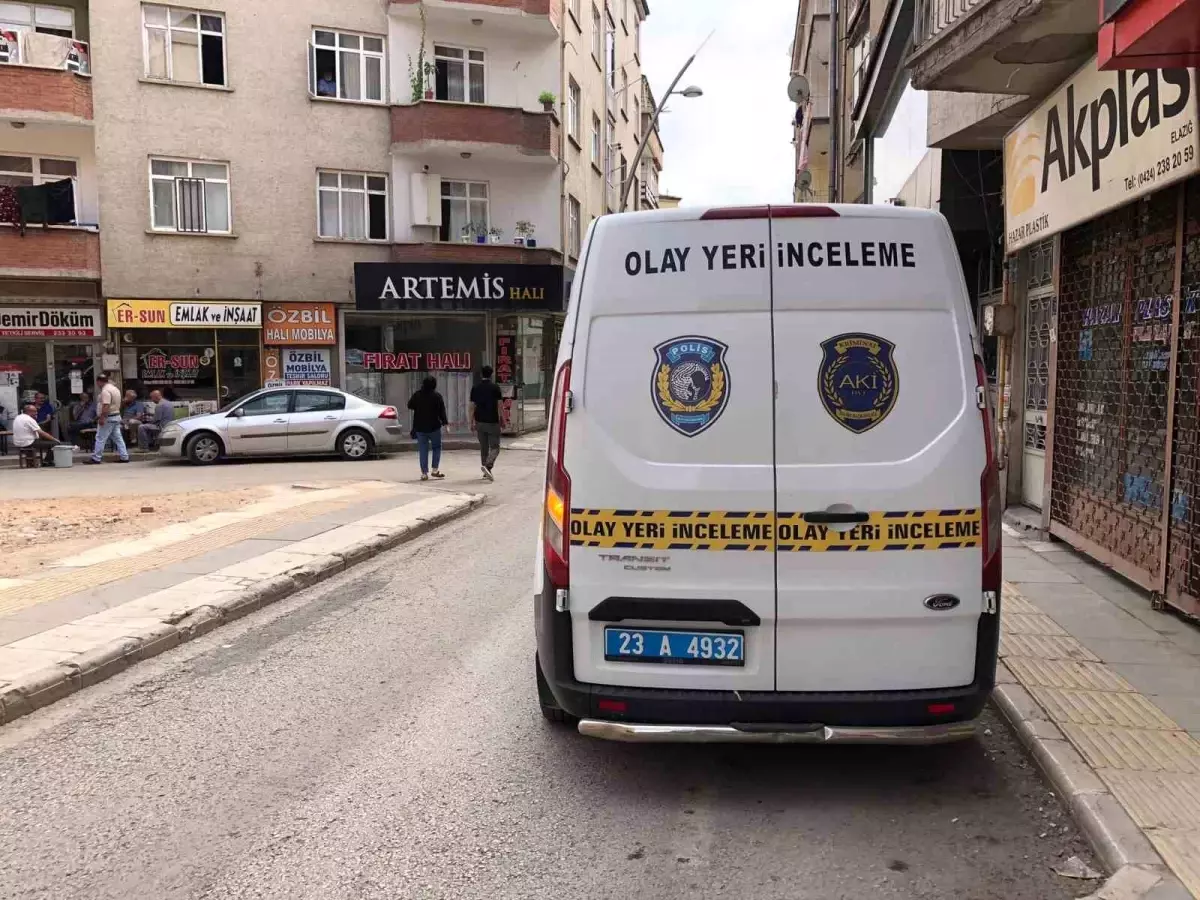 Elazığ'da 84 Yaşındaki Kadın Dördüncü Kattan Düştü, Hayatını Kaybetti