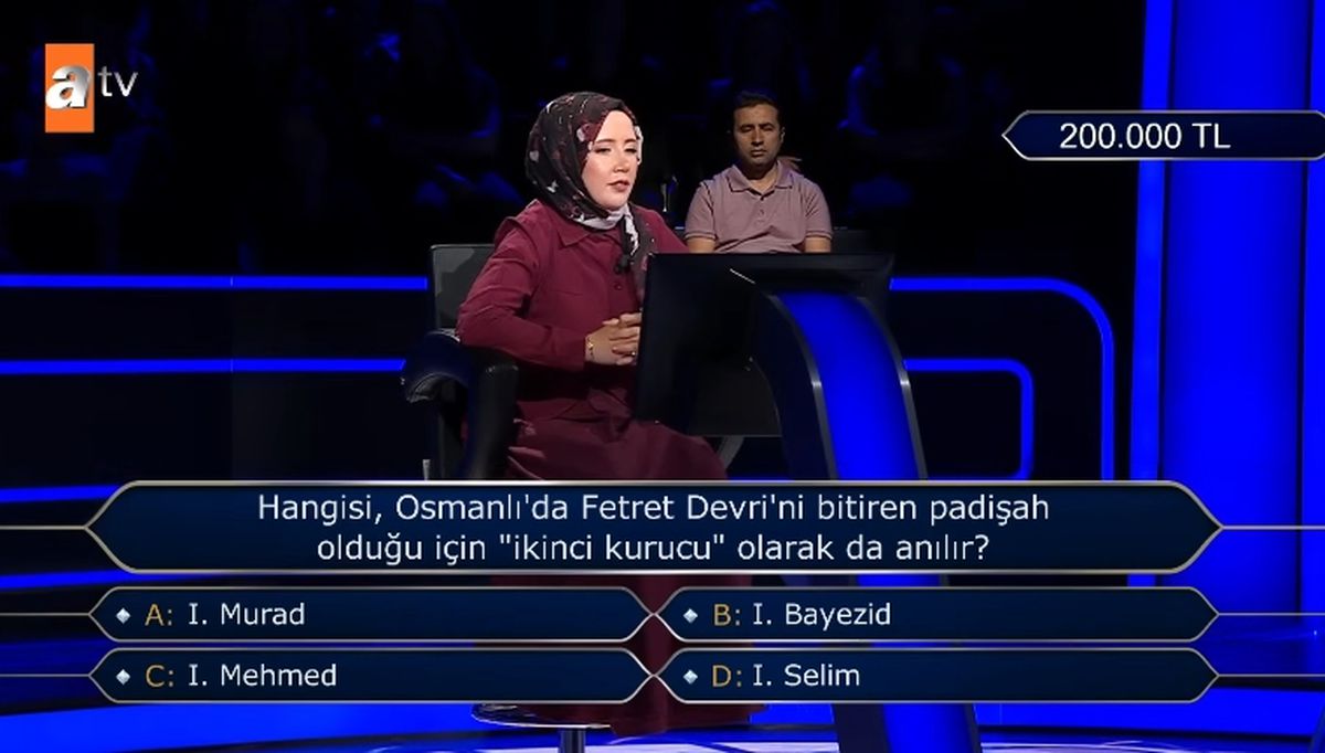 Hangisi, Osmanlı'da Fetret Devri'ni bitiren padişah olduğu için 'ikinci kurucu' olarak da anılır?