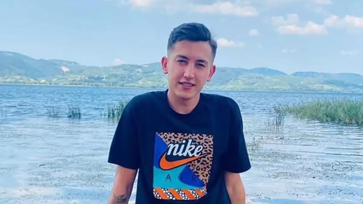 Kocaeli'de Bıçaklı Kavga: 21 Yaşındaki Ümitcan Şirin Hayatını Kaybetti