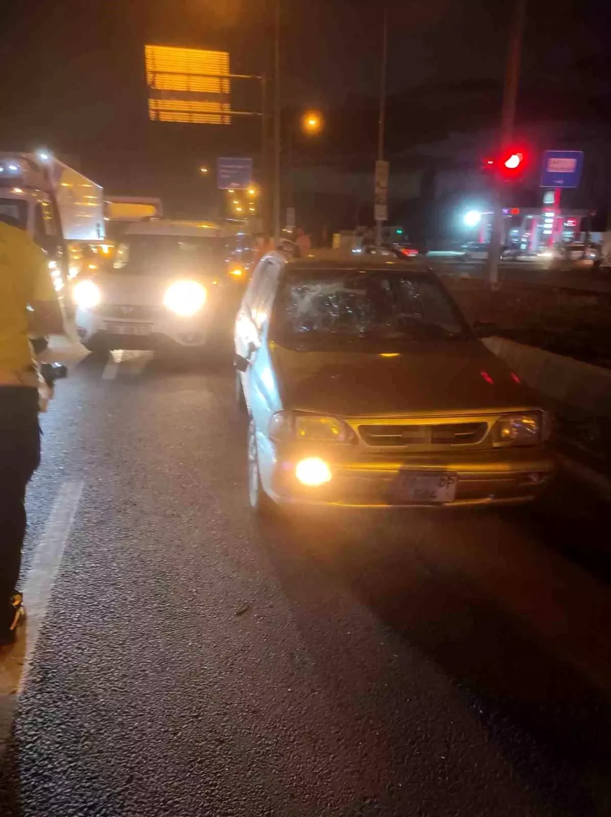 Ağrı'da Kırmızı Işık İhlali Trafik Kazasına Neden Oldu: 1 Yaralı
