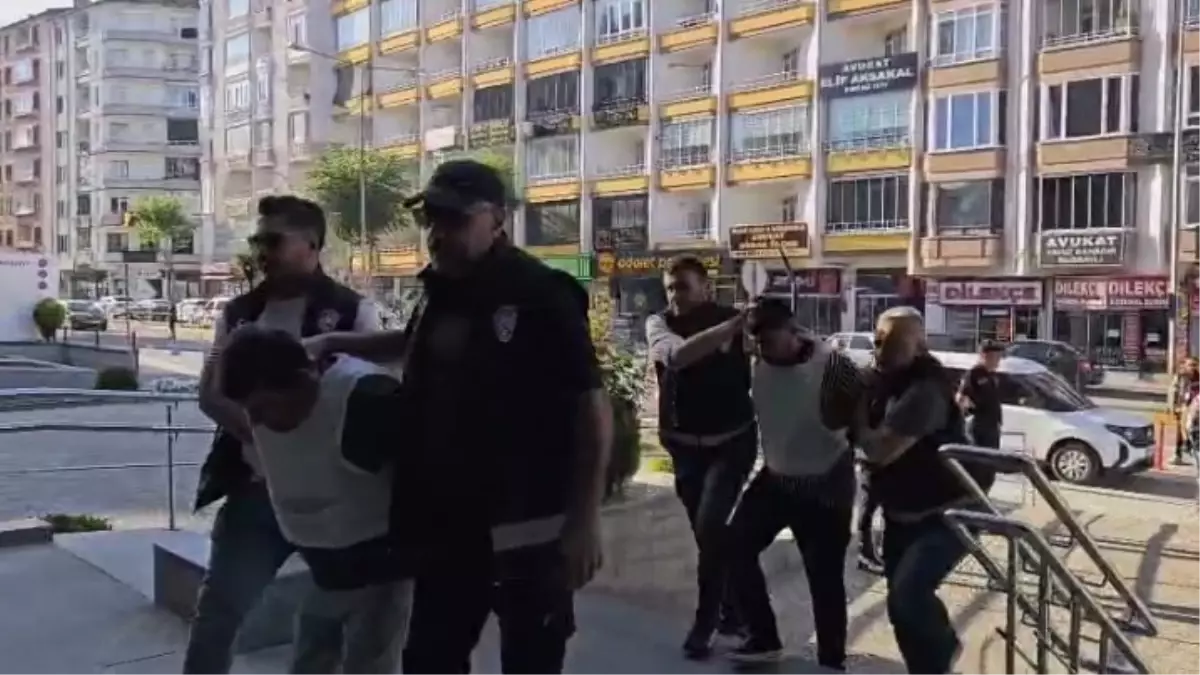 Çorum'da Pazar Yerinde Silahlı Kavga: 1 Ölü, 7 Yaralı