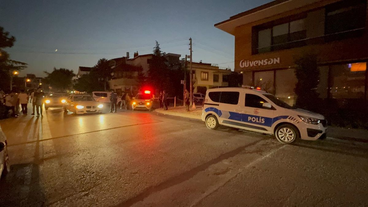 Konya'da Pompalı Tüfekle Vurulan İki Arkadaş Hastaneye Kaldırıldı