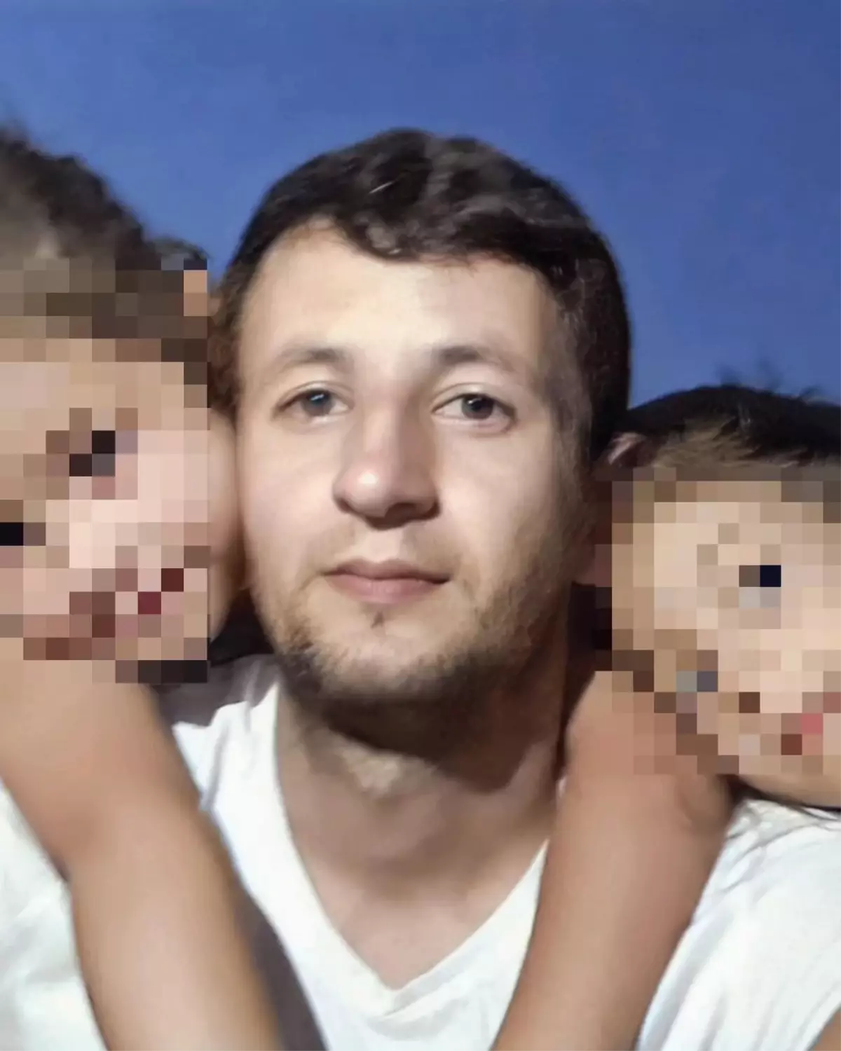 Orhaneli'deki Yangında Kalp Krizi Geçiren İtfaiye Eri Hayatını Kaybetti