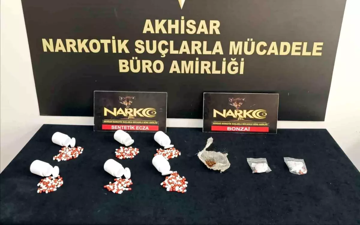 Manisa'da Uyuşturucu Operasyonu: İki Tacir Tutuklandı