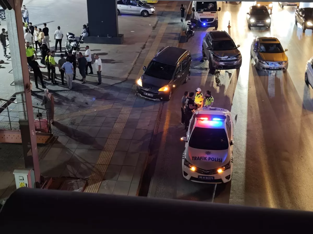 Etimesgut'ta Trafik Kazası Sonrası Kavga: Polis Havaya Ateş Açtı