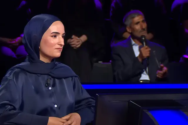 Her father welcomed her with flowers at the YKS exit! Now she is being talked about with her earnings from 'Who Wants to Be a Millionaire?'