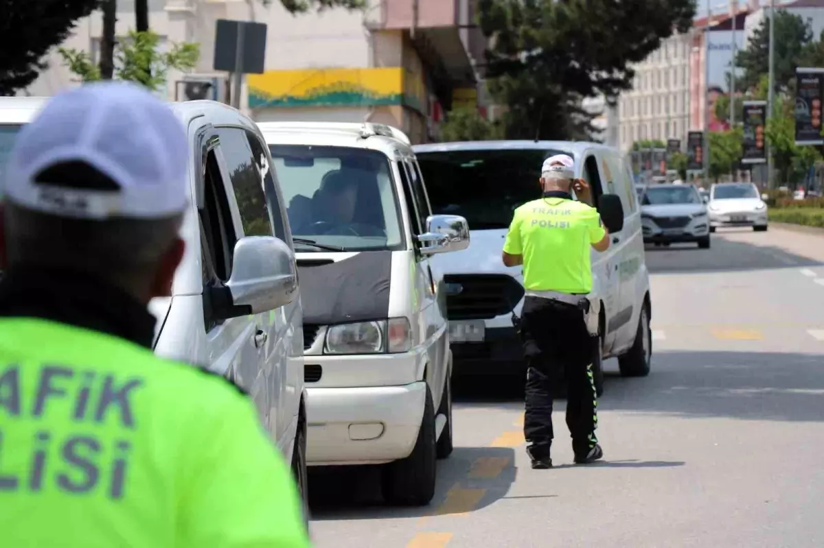 Bolu'da Trafik Denetimlerinde 6 Milyon TL Ceza Kesildi