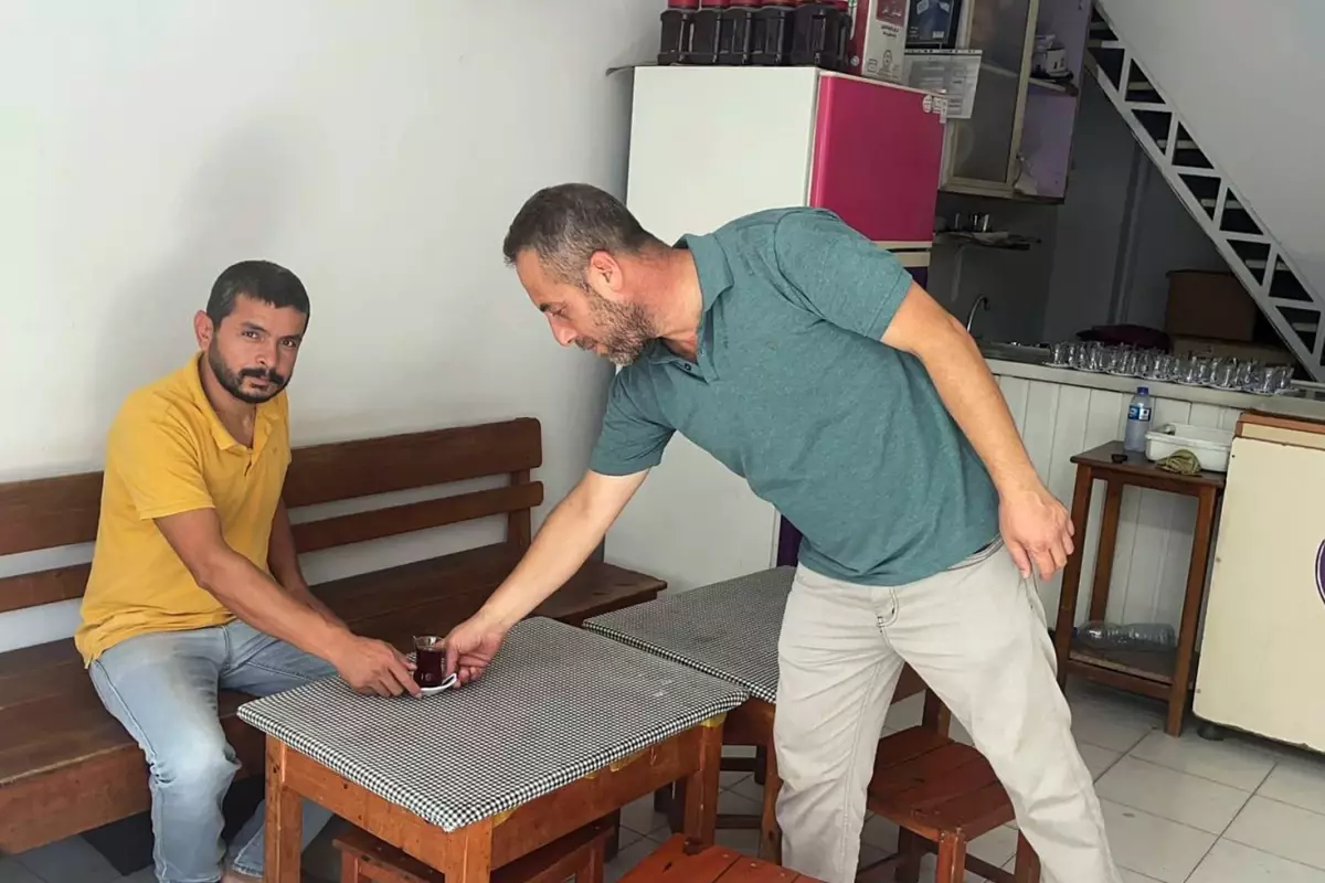 Çay ocağında 'siyaset' konuşmayı yasakladı