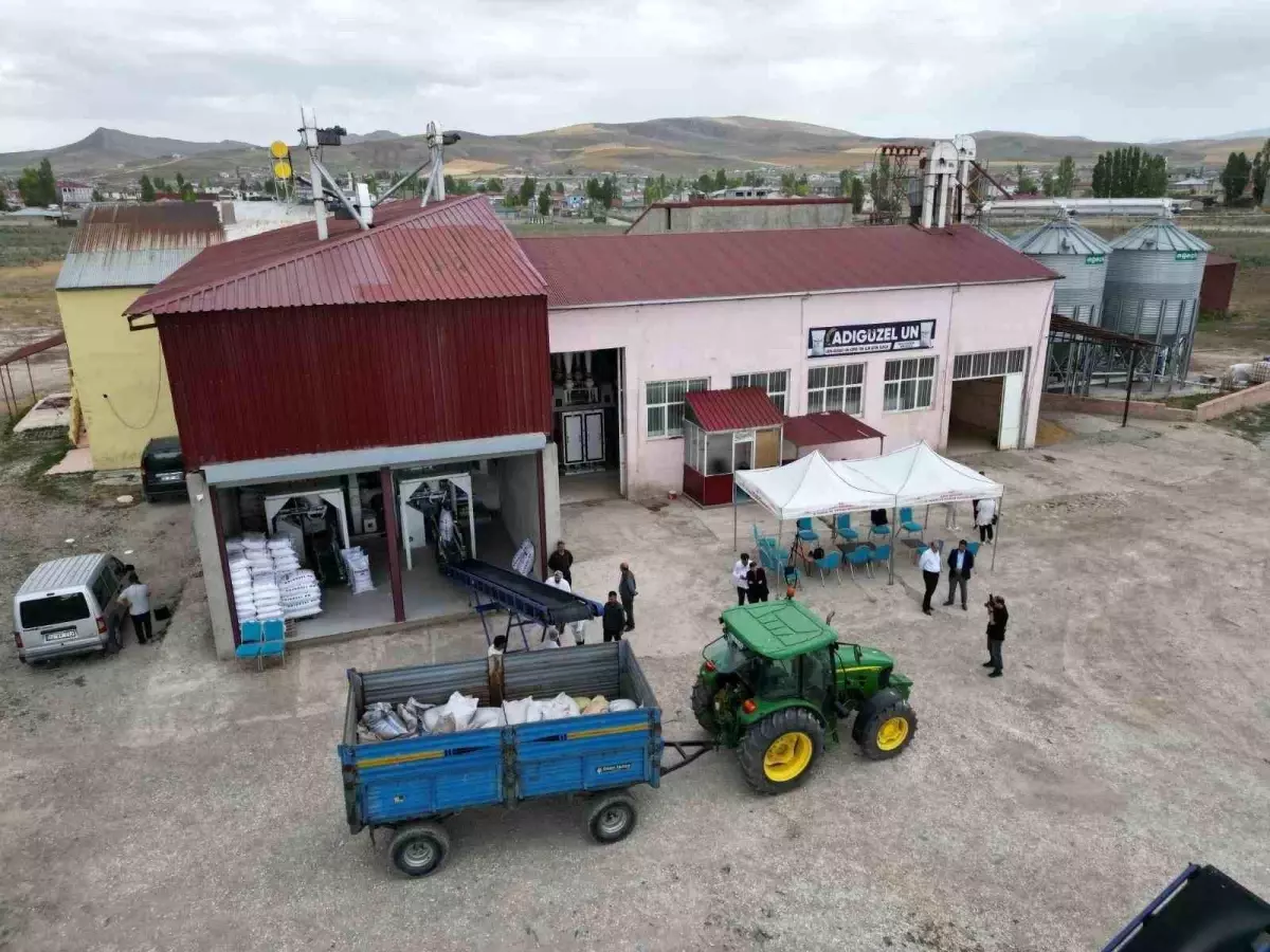 Diyadin'de Modern Un Üretim Tesisi Açıldı