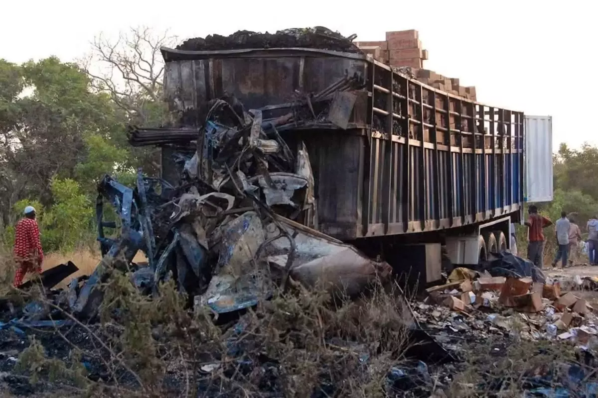 Fildişi Sahili'nde katliam gibi trafik kazası: 16 ölü, 51 yaralı