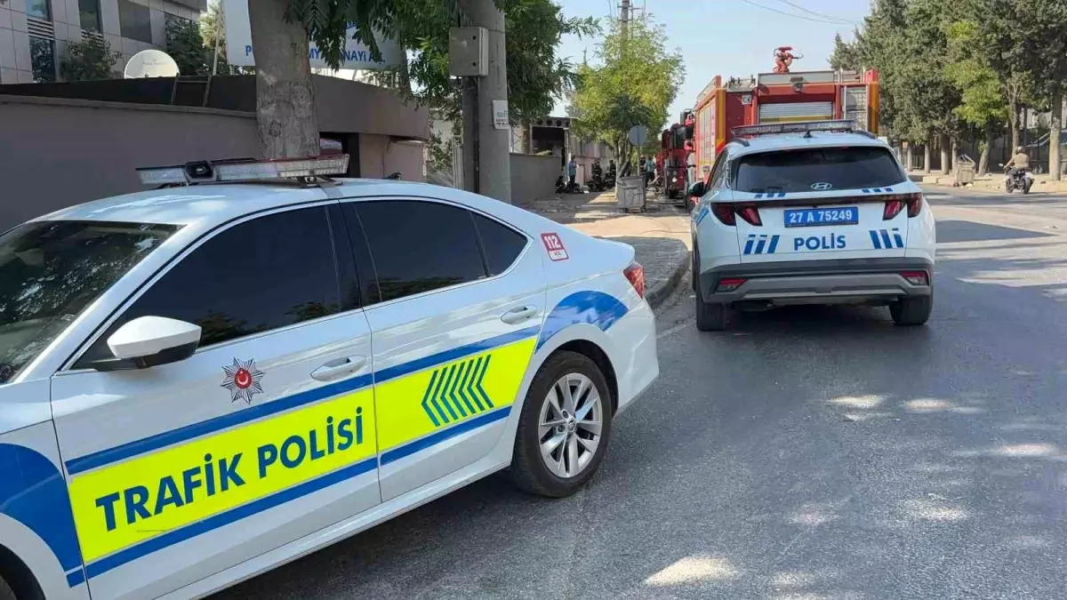 Gaziantep'te Tekstil Fabrikasında Yangın