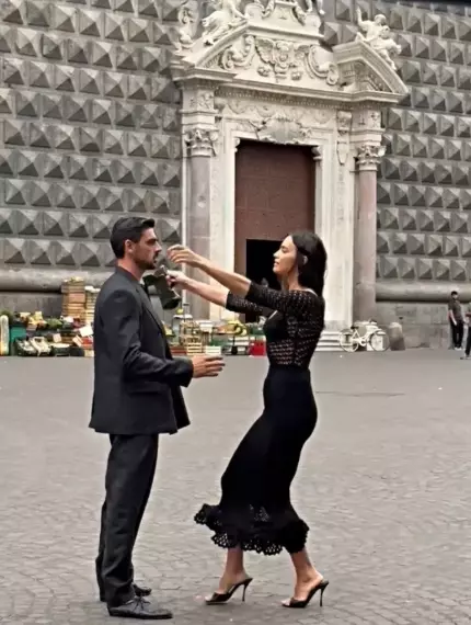 Irina Shayk and Michele Morrone kissed in Naples – It turns out there was another reason!