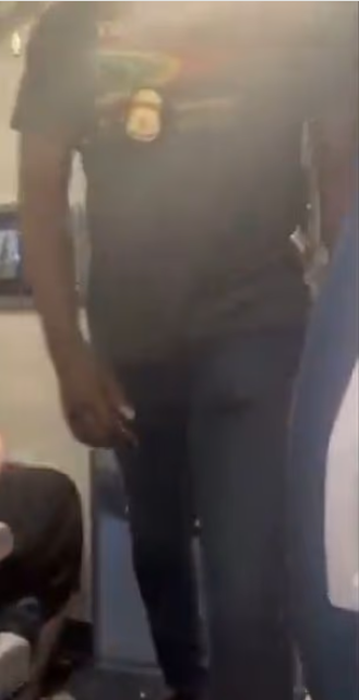 Kokpite Operasyon: Yardımcı pilot çocuk istismarı suçlamasıyla gözaltına alındı Kokpite Operasyon: Yardımcı pilot çocuk istismarı suçlamasıyla gözaltına alındı