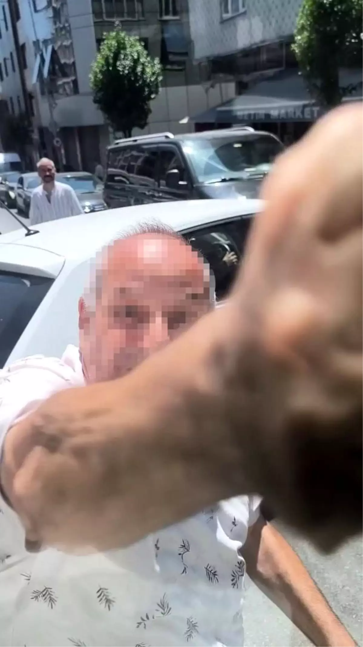 İstanbul'da Yol Verme Meselesi Kavgaya Dönüştü