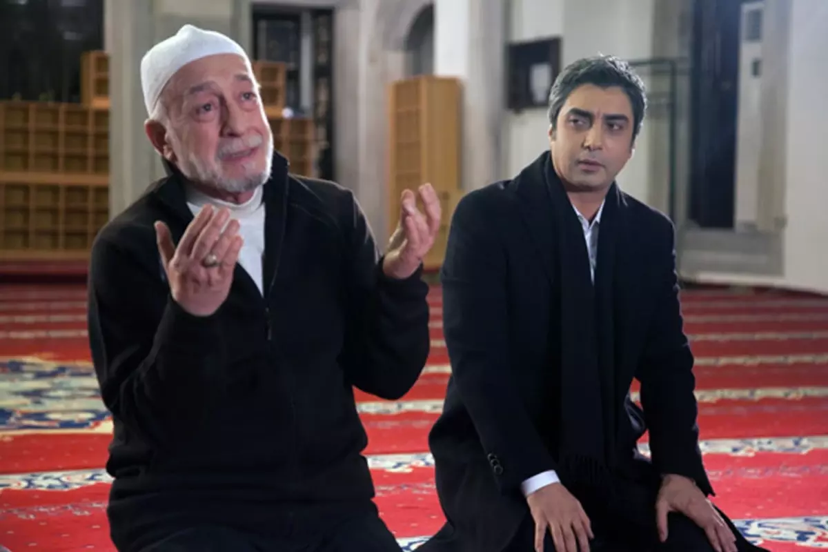 Kurtlar Vadisi krizi! 'Zor kurtardım kendimi' diyerek resti çekti
