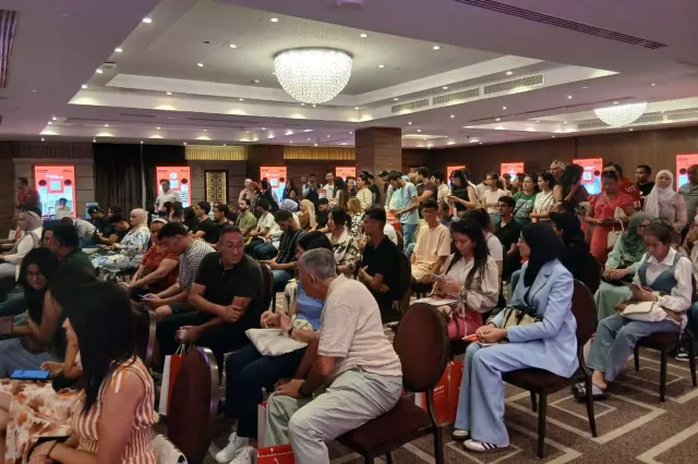Intense interest from young people at the International Student Promotion Fair in Tunisia