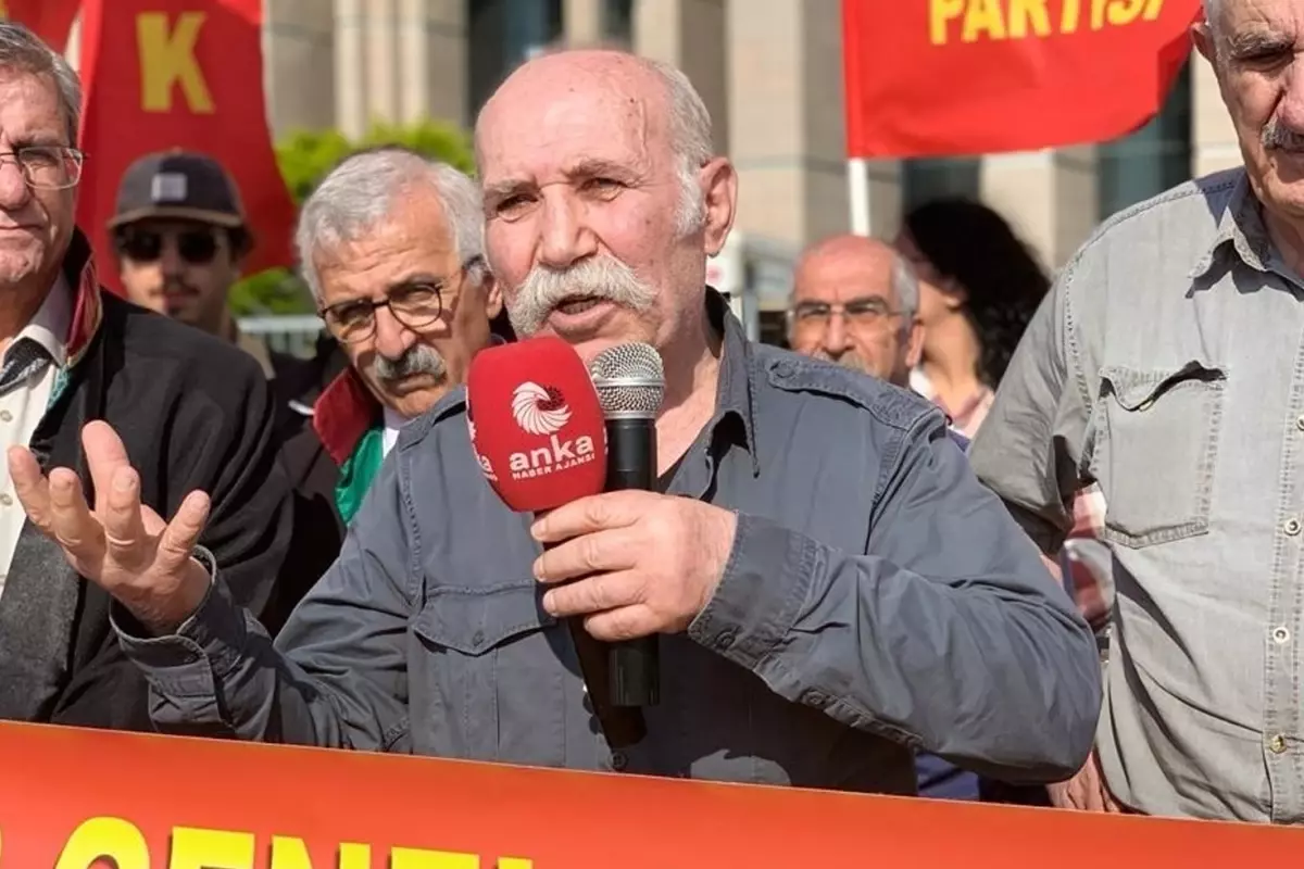 Cumhurbaşkanı'na hakaret eden HKP liderinin genel başkanlığı düşürüldü