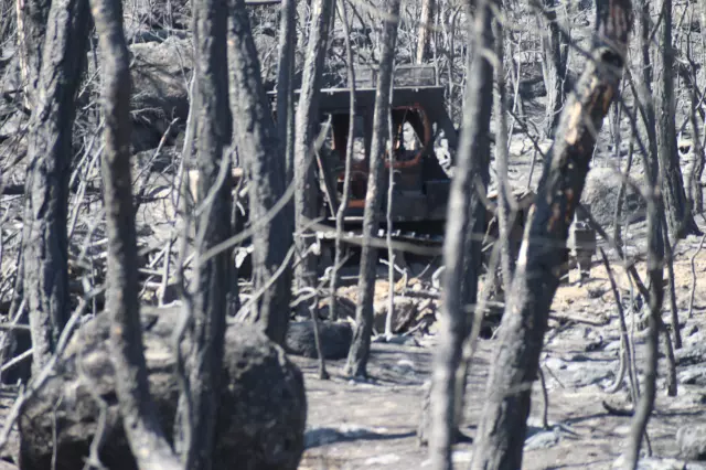 The area where 10 forest workers became martyrs! Vehicles turned to ashes, drag marks on the ground