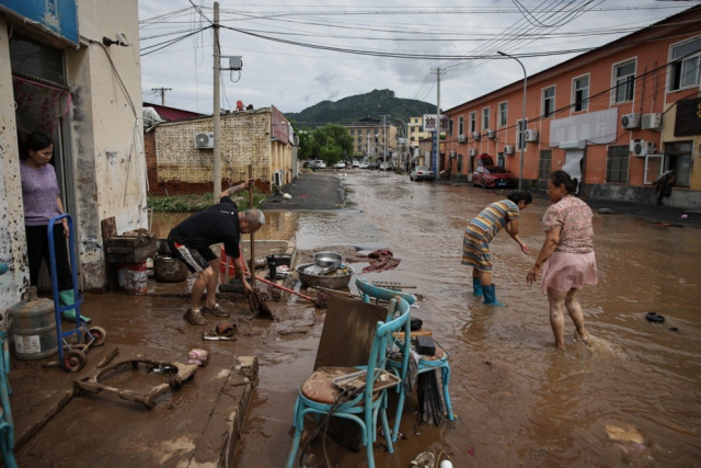 Warning from the president: 'Be prepared for the worst-case scenario' in the disaster that claimed 30 lives