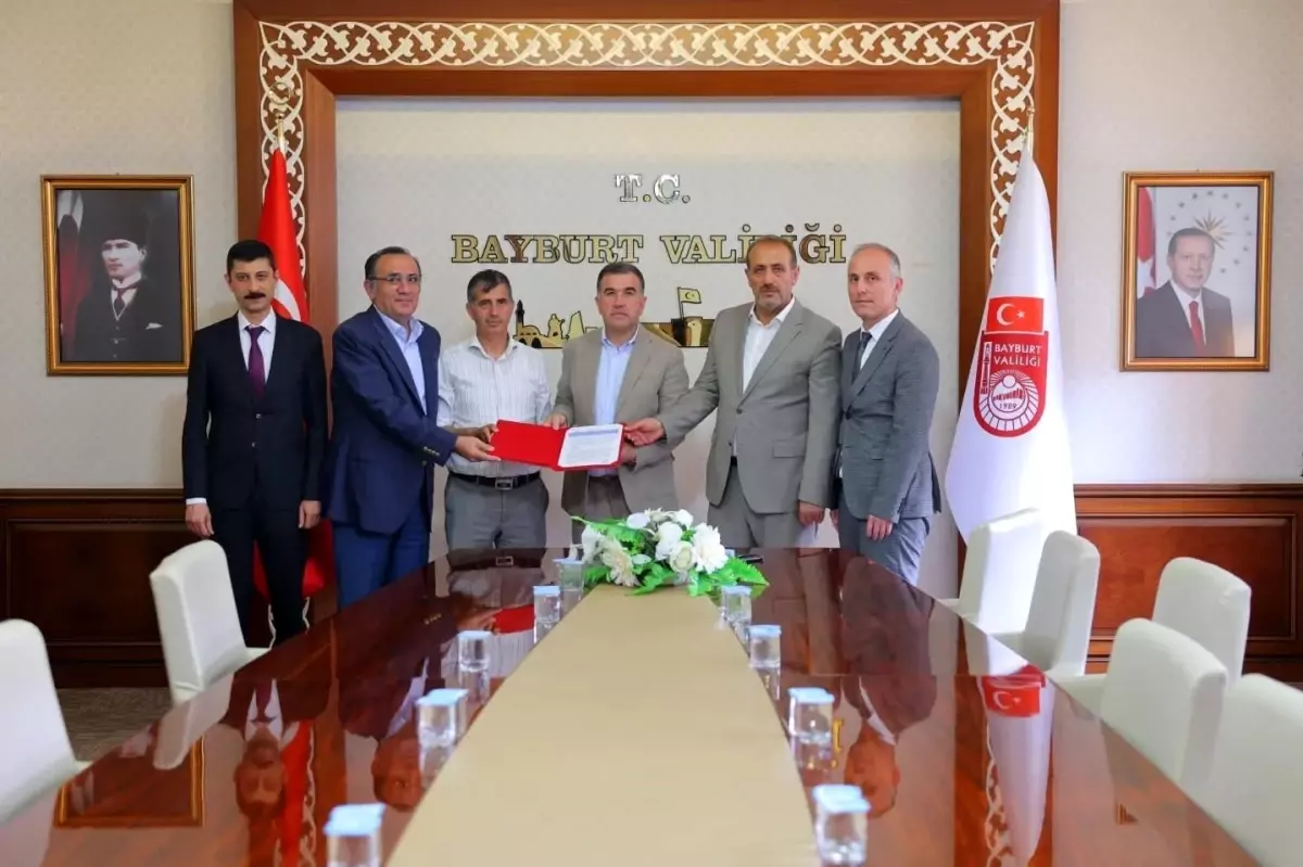 Bayburt'ta 300 Milyon Liralık Organik Bitki Yatırımı
