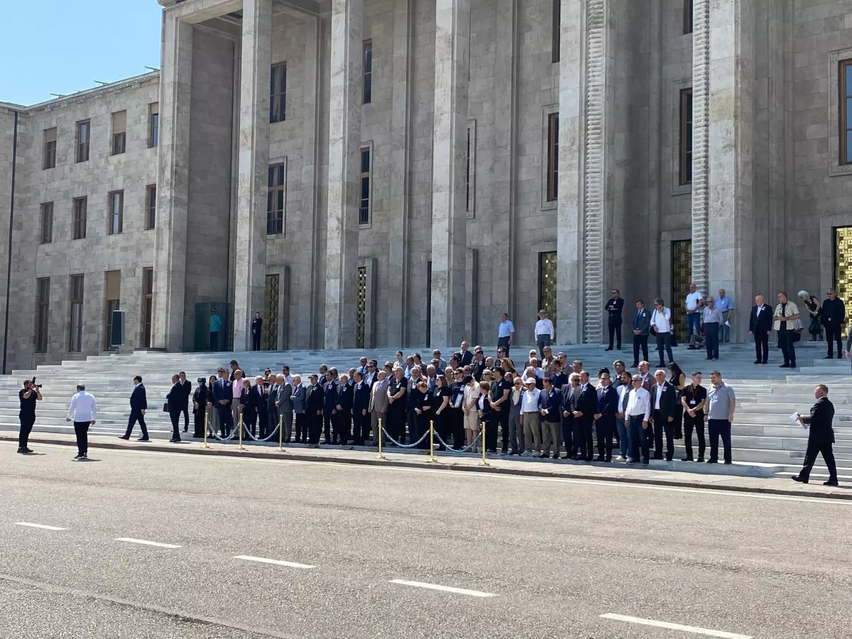 Cumhuriyet Senatosu Üyesi Metin Somuncu İçin TBMM'de Tören Düzenlendi
