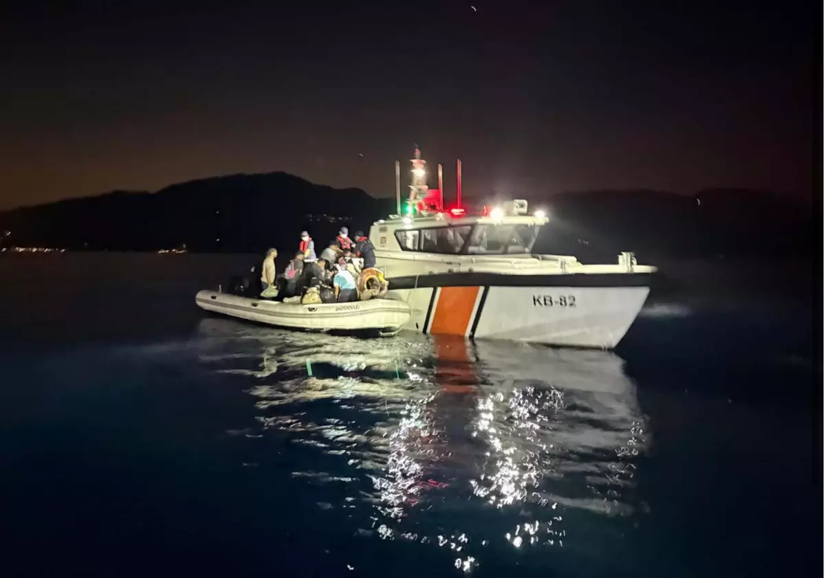 Fethiye Açıklarında 33 Kaçak Göçmen Yakalandı