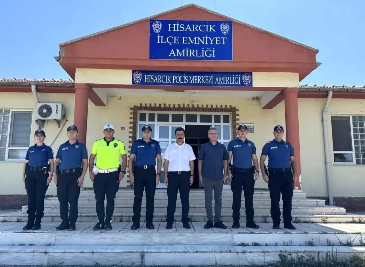 Kütahya İl Emniyet Müdürü Hisarcık İlçe Emniyet Amirliğini Ziyaret Etti