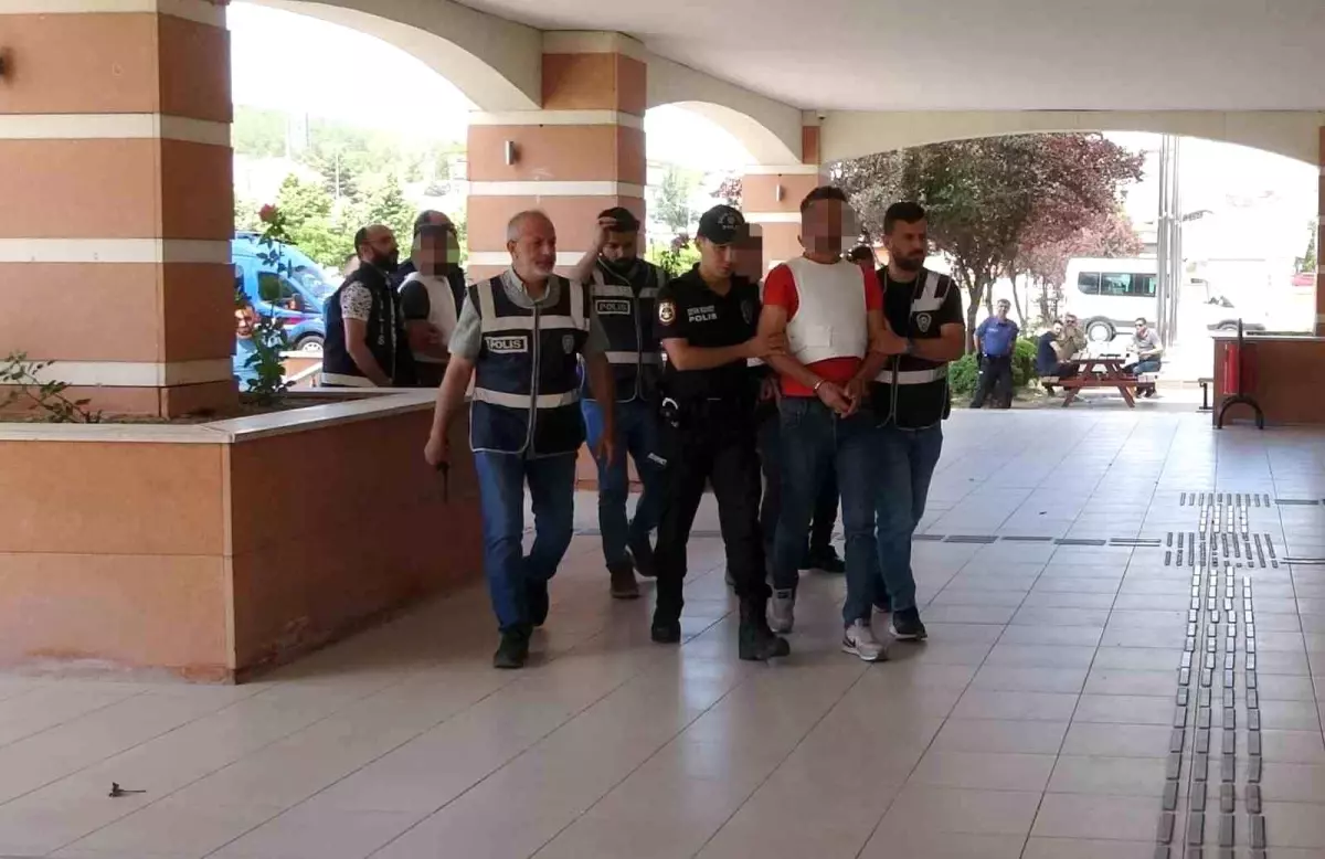 Kastamonu'da Silahlı ve Bıçaklı Kavga: Sanıklar Hakkında Ceza Talebi