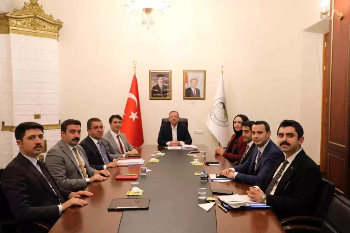 Kars'ta Kaymakamlar Toplantısı Gerçekleştirildi