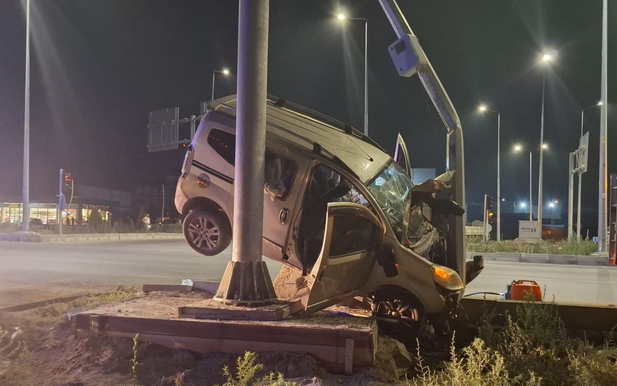 Kayseri-Niğde Yolunda Trafik Kazası: 7 Yaralı