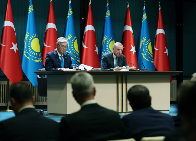 Kazakistan ile 20 ticaret anlaşmasına varıldı