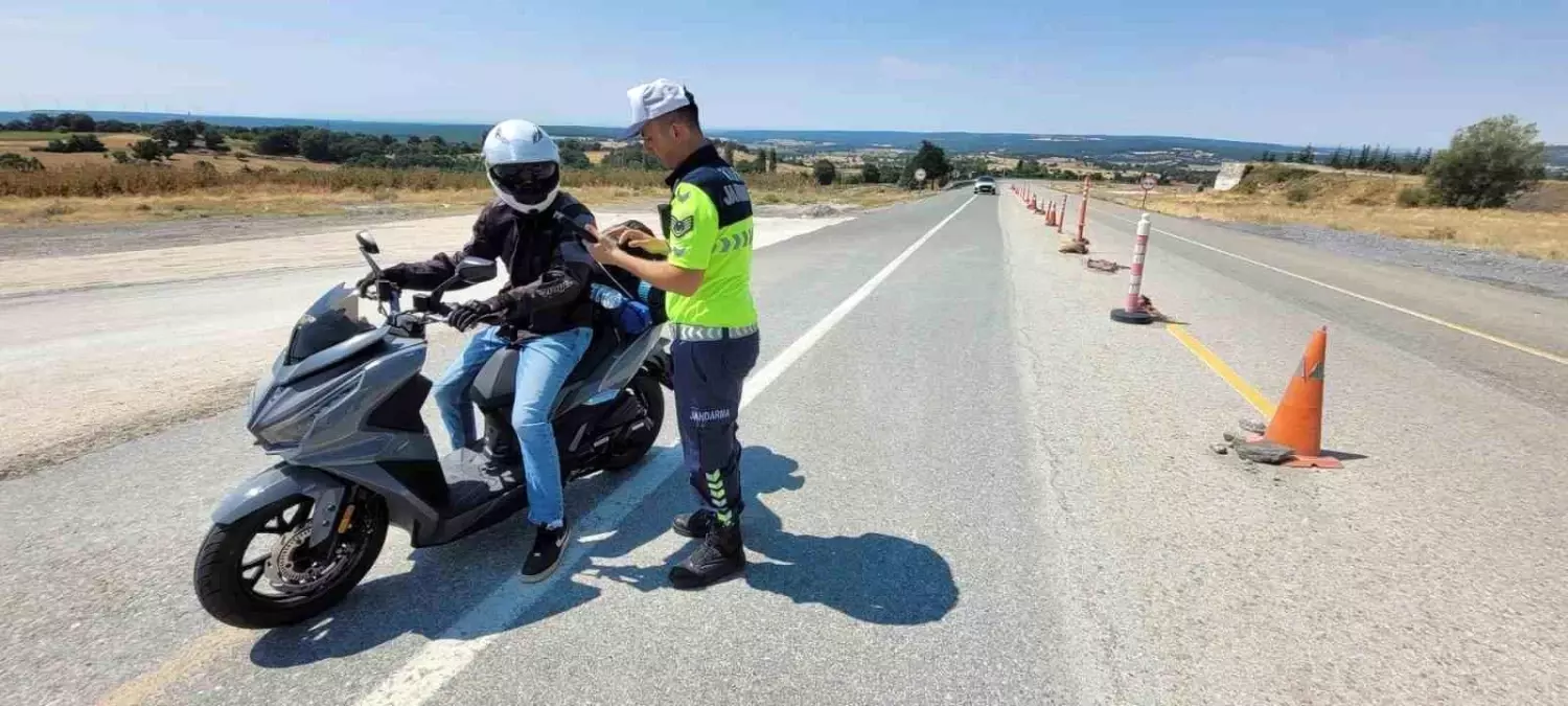 Kırklareli'nde Trafik Denetiminde 166 Sürücüye Ceza