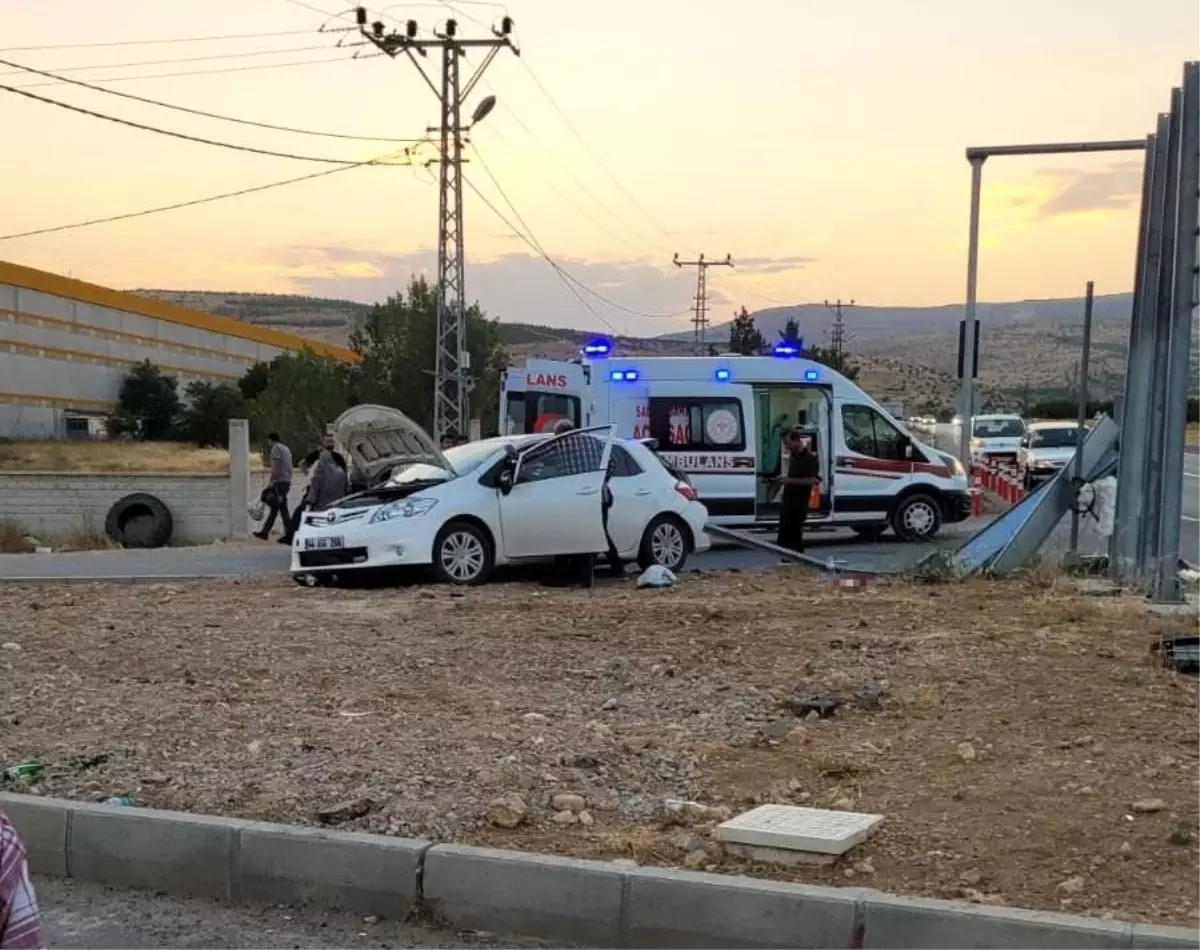 Malatya'da Trafik Kazası: 1 Ölü, 2 Yaralı