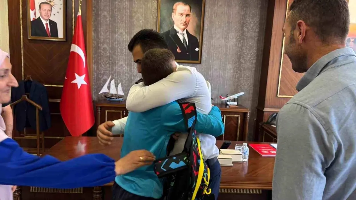 Down Sendromlu Miraç, Türkiye Şampiyonası'nda 3.'lük Madalyası Getirdi