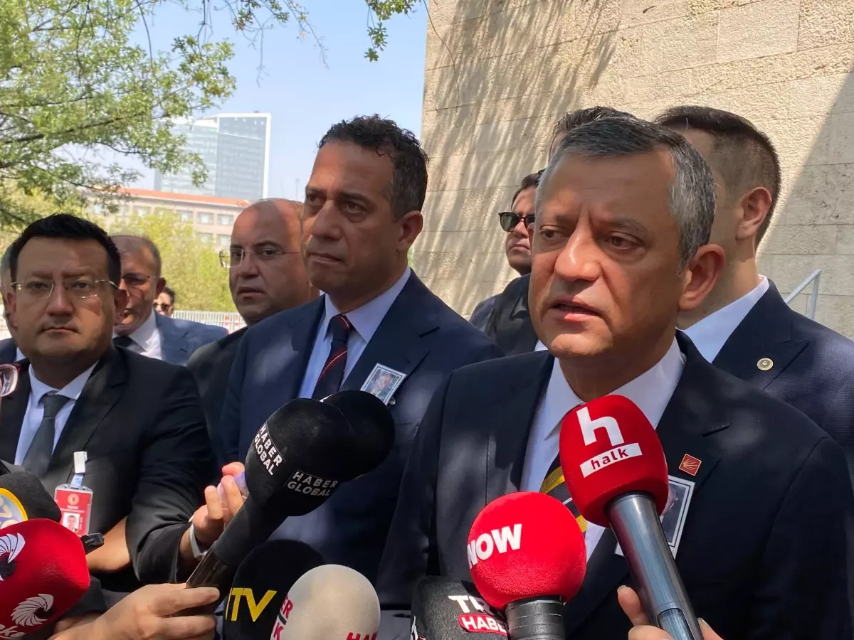 Özgür Özel: 'Terörsüz Türkiye' Komisyonu Anayasa Yapıcı Değil