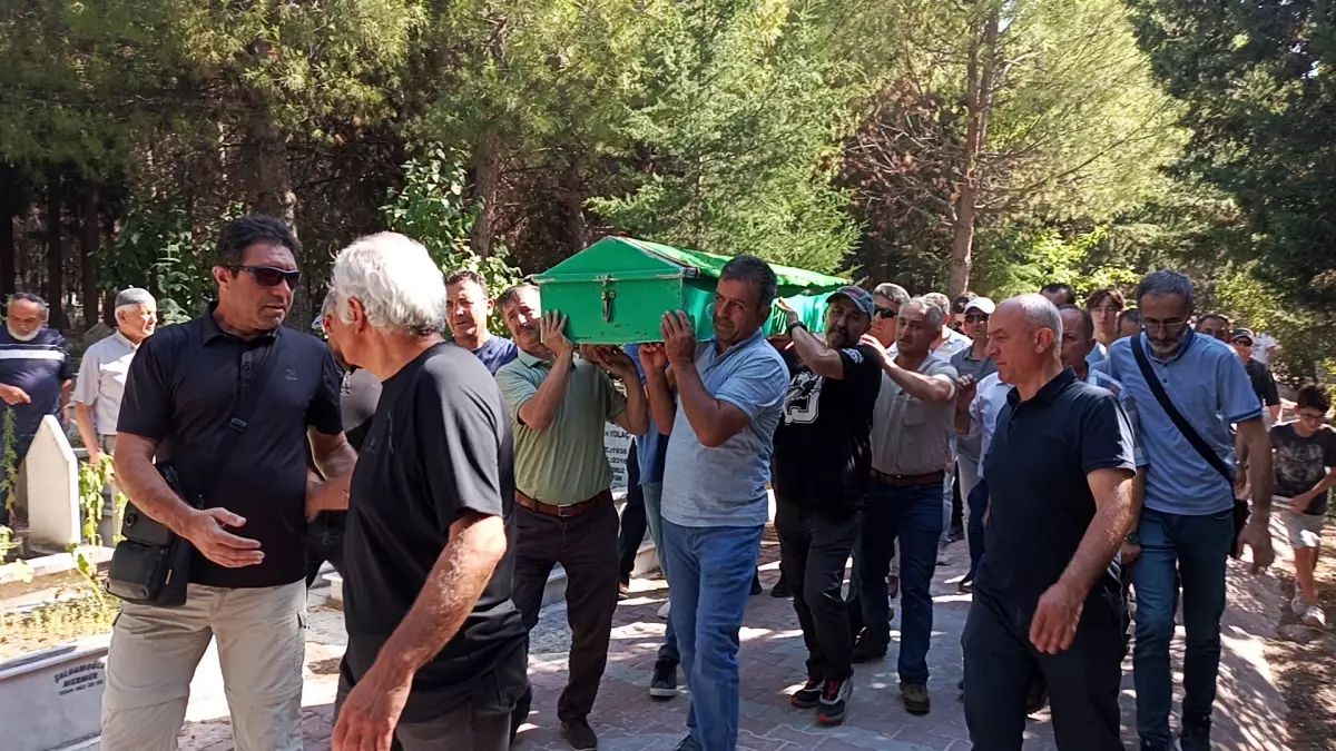 Arda Öztürk Burdur'da Toprağa Verildi
