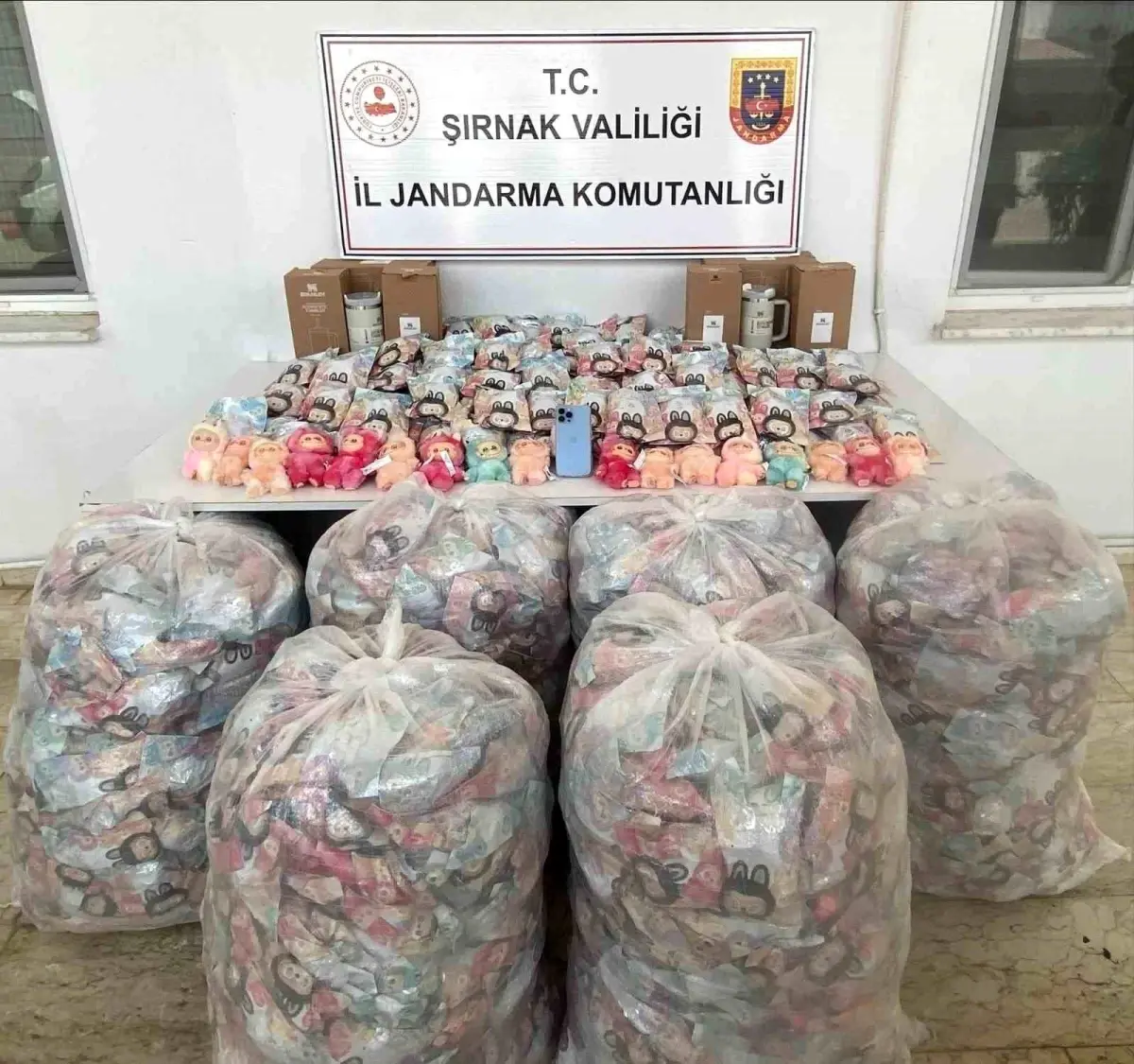 Şırnak'ta Kaçakçılık Operasyonu: 5.6 Milyon TL Değerinde Malzeme Ele Geçirildi