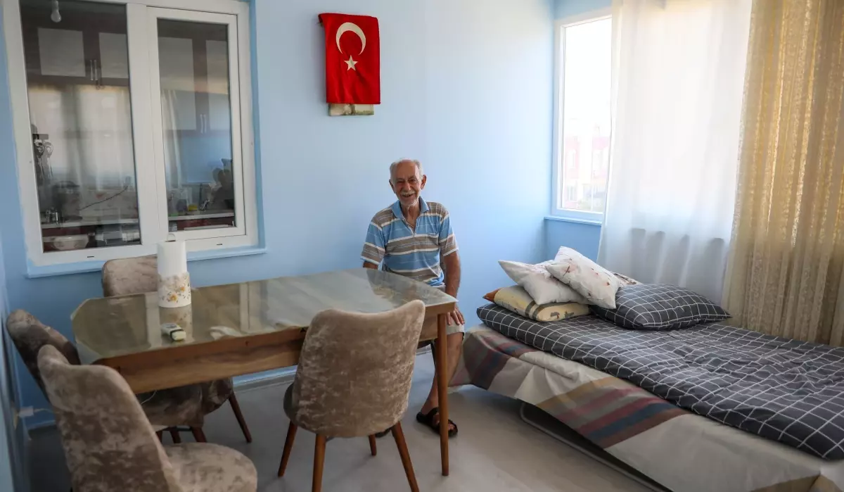 Hayırseverlerin Desteğiyle Yeni Eve Taşındı